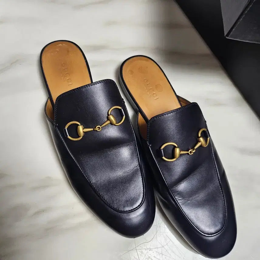 [BUNJANG] Gucci Horsebit Mule Black Leather Slippers / [정품 풀박/택포]구찌 홀스빗 뮬 블랙 230 (37)
