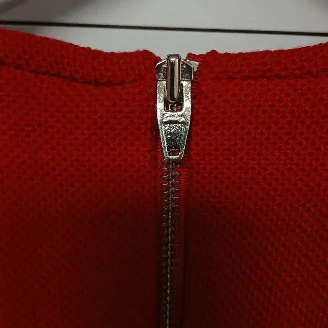 [BUNJANG] SISLEY Red Midi Skirt / SISLEY 씨슬리 빨간색 스커트85-94-165