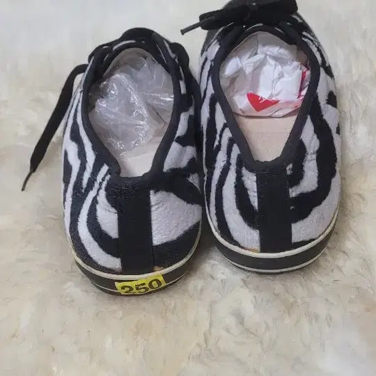 [BUNJANG] Only Star Zebra Print Sneakers / Only Star 얼룩말 무늬 운동화230 235 240 개당