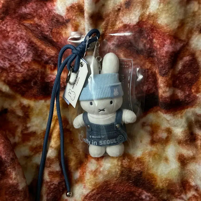 [SOLD OUT] 미피 성수에디션 키링 멜라니