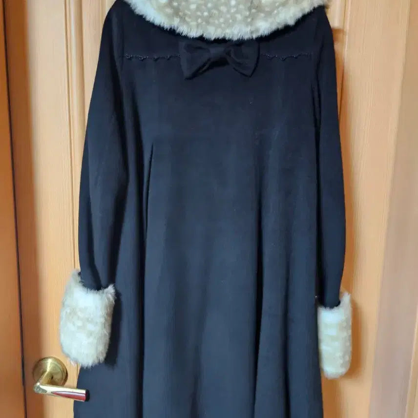 [BUNJANG] Unideer Ribbon Purple Flare Black Coat L / unideer리본퍼플레어블랙코트 L사이즈
