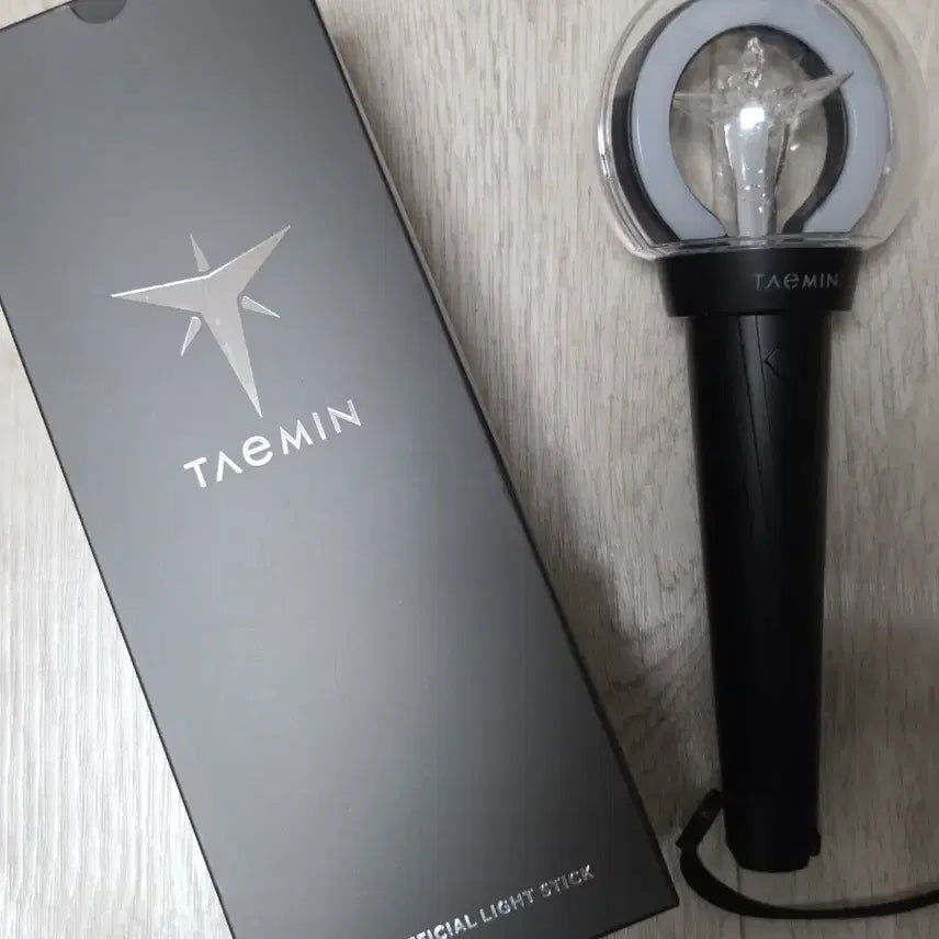 [SOLD OUT] 태민 응원봉 어도러봉 판매