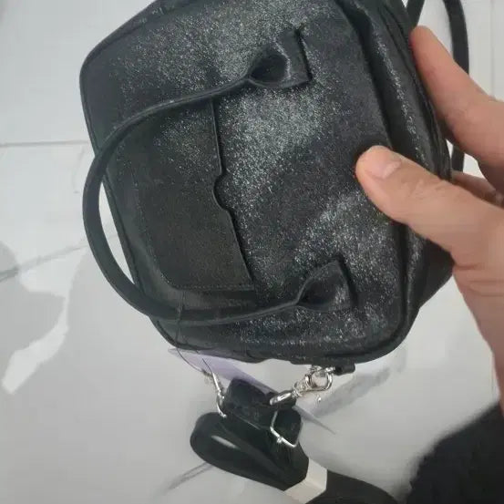 [BUNJANG] Kuromi Black Mini Crossbody Bag / 쿠로미 블랙 미니 크로스백 새상품