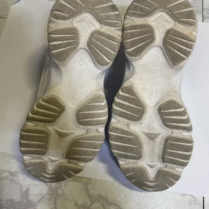 [BUNJANG] Discovery Jogger Flex Sneakers 240 / 디스커버리 조거 플렉스 운동화 240