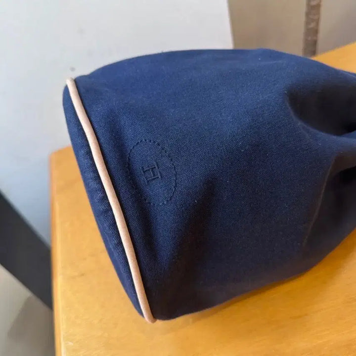 [BUNJANG] Hermès Polochon Canvas Drawstring Bucket Bag / 정품 에르메스 캔버스 폴로숑 (착용샷참고)드로우스트링 버킷백 네이비