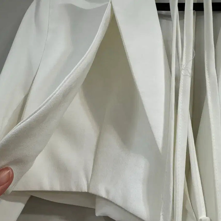 [BUNJANG] White Crop Jacket / 화이트 크롭 자켓