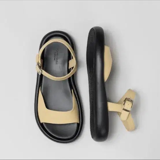 [BUNJANG] Fomerchamele x Gomsongyi Paseo Sandals / 포멜카멜레x곰송이 파세오샌들