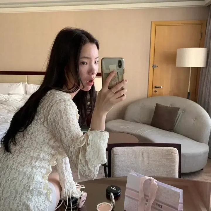 [BUNJANG] ZARA Lace Ruffle Top / 자라 레이스 프릴탑