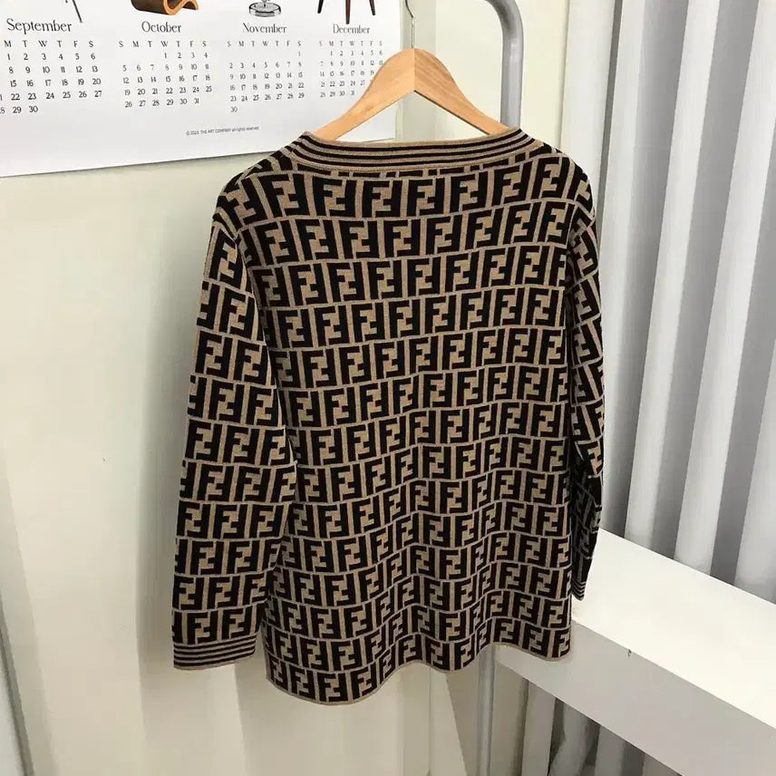 [BUNJANG] Fendi Zuca Wool Knit Sweater / 펜디 주카 니트