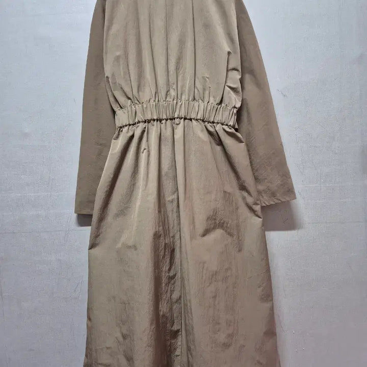 [BUNJANG] Calin Trench Coat (Khaki) / calin 트렌치코트 (카키)