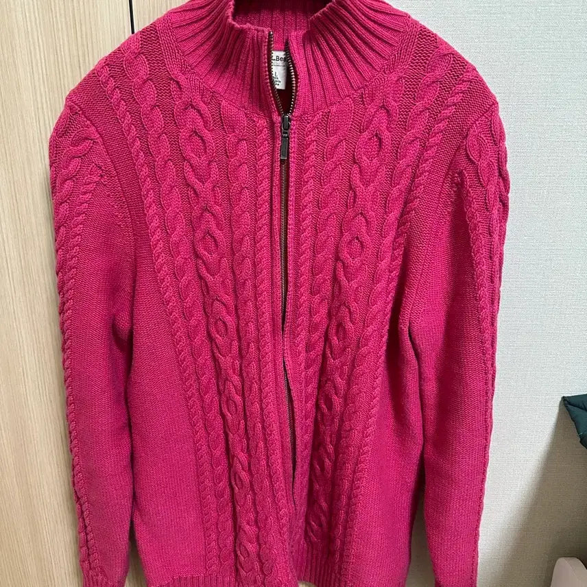 [SOLD OUT] L.L.Bean 꽈배기 케이블 니트 집업 마젠타 핑크