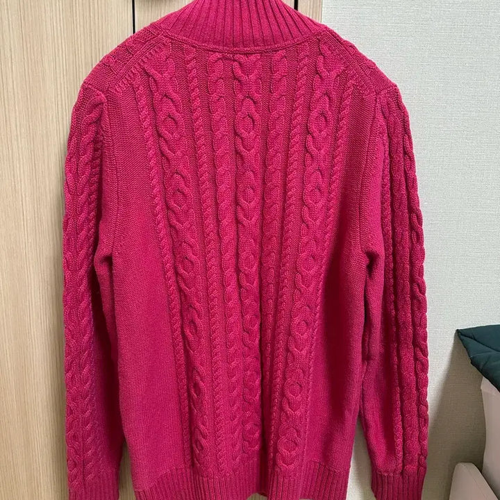 [SOLD OUT] L.L.Bean 꽈배기 케이블 니트 집업 마젠타 핑크