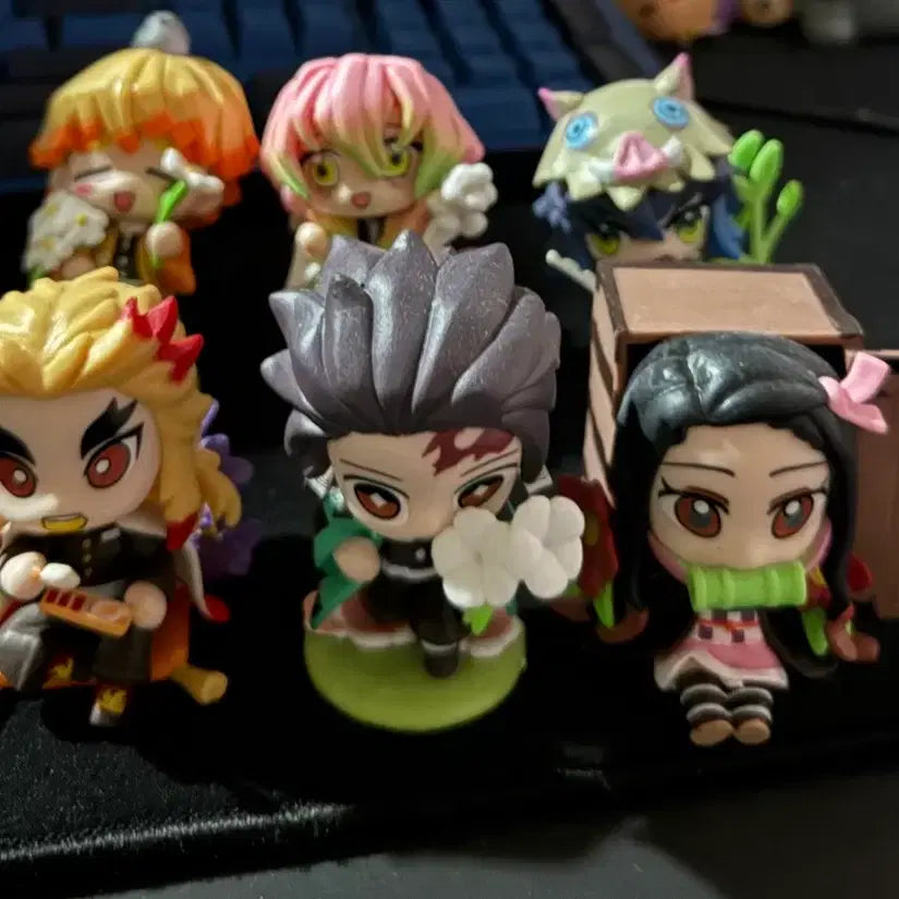 [BUNJANG] Demon Slayer Birth Flower Figure Bundle Set / 귀멸의칼날 탄생화 피규어 6개 세트