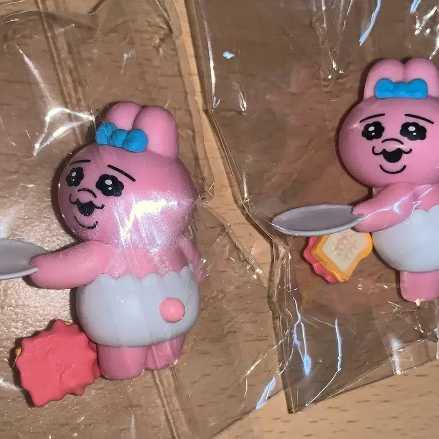 [BUNJANG] Oppanjyu Rabbit Toast Gacha Figure / 오빤쮸 빤쮸토끼 피규어 토스트 가챠