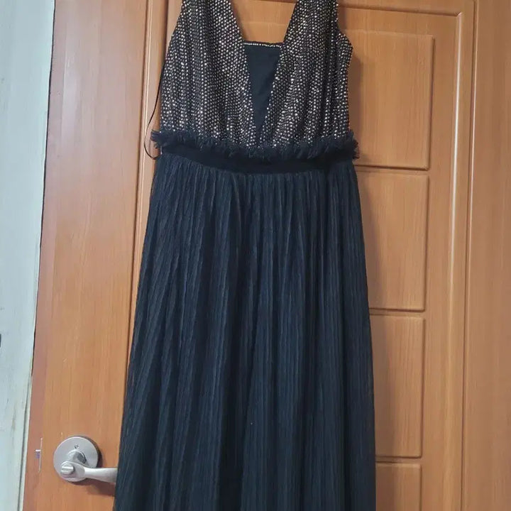 [BUNJANG] Black Embellished Performance Dress / 블랙 연주 드레스