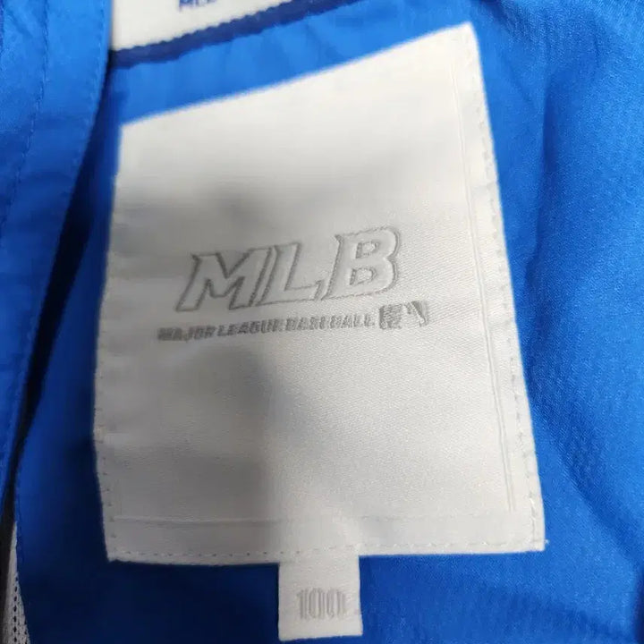 [BUNJANG] MLB LA Dodgers Hooded Windbreaker Jacket (Size 100) / MLB LA 다저스 후드 바람막이 100
