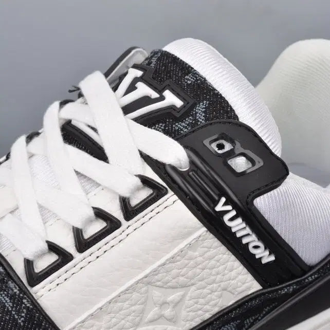 [BUNJANG] LV Trainer Black and White Sneakers / 롯데백화점에서 구매한 LV 트레이너 흑백 운동화