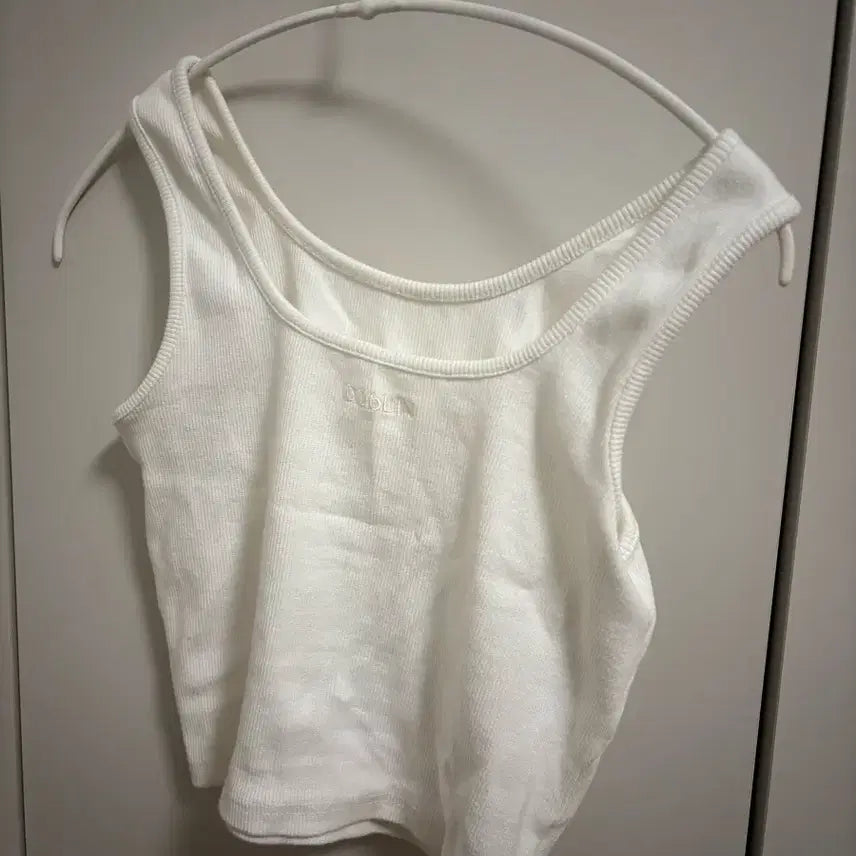[BUNJANG] Goblin Logo Sleeveless Cropped Top / 고블린 Logo Sleeveless Cropped Top 탱크탑