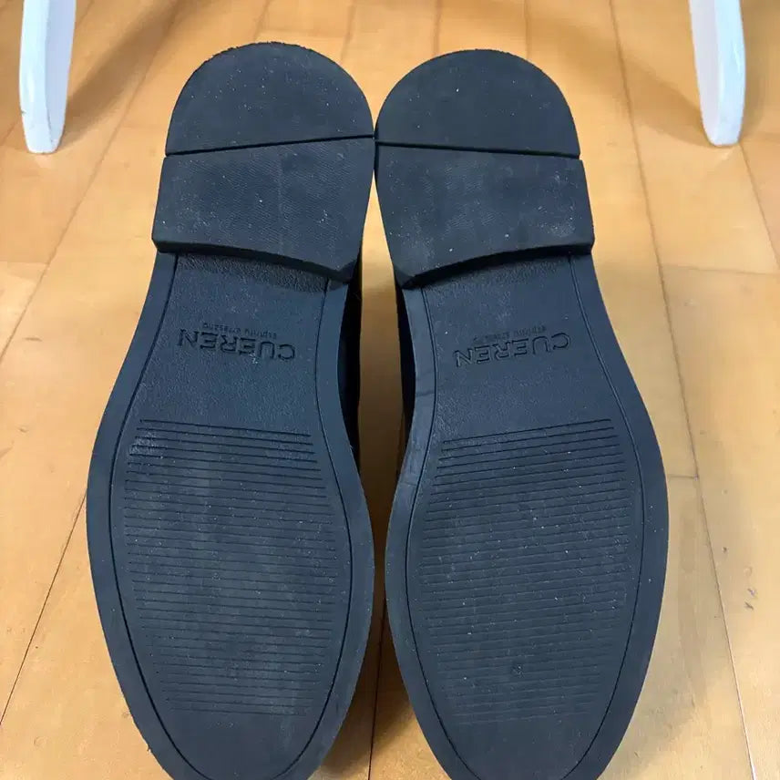 [SOLD OUT] Cueren London07 첼시 부츠 블랙