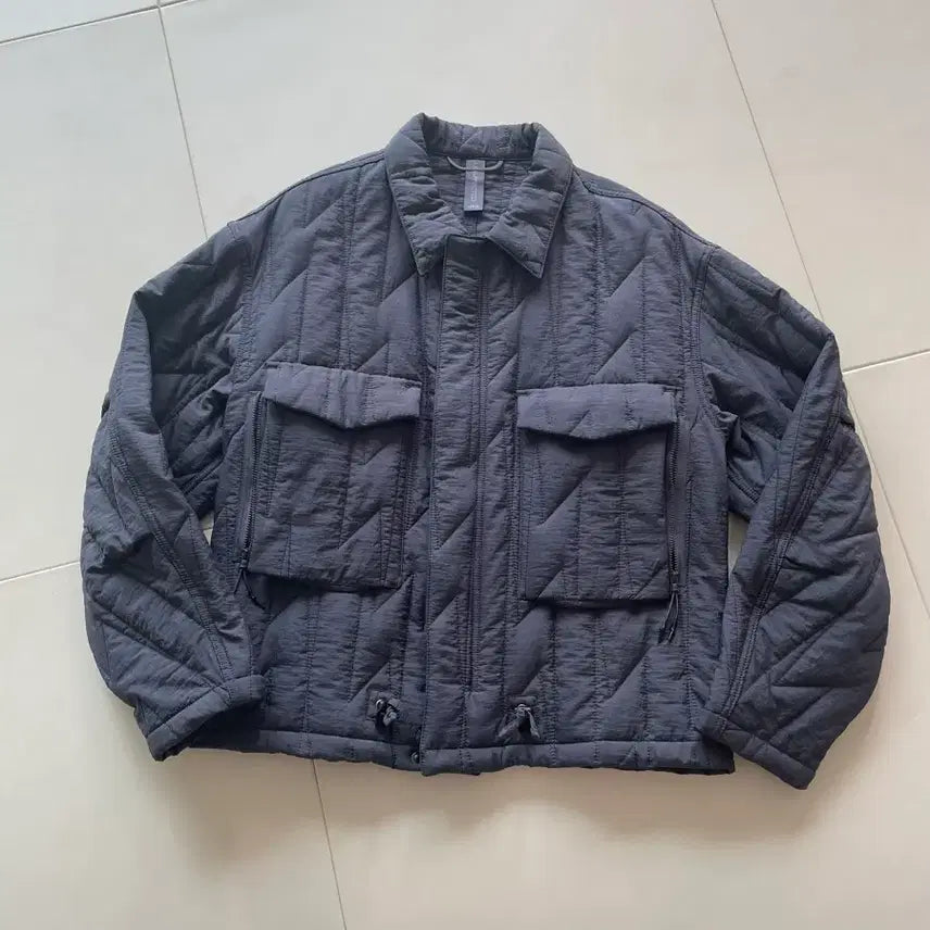 [BUNJANG] Unaffected Quilted Shirt Jacket Charcoal L / 언어펙티드 퀼티드 셔츠 자켓 점퍼 L 차콜 극미