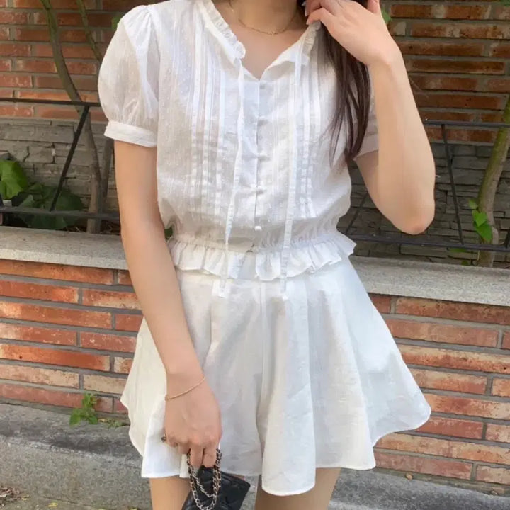 [BUNJANG] Shop Mignette Frill Blouse Ivory / 샵미네트 프릴 블라우스 아이보리