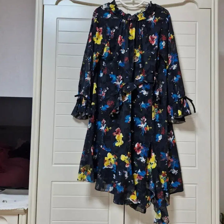 [SOLD OUT] 새상품급)보브 원피스 시슬리지컷듀엘미샤오즈세컨시스템sjsj레니본에고이스트