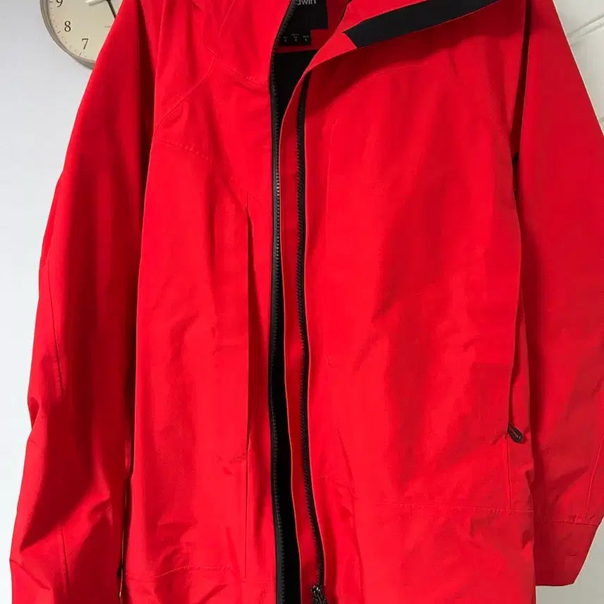 [BUNJANG] Goldwin Red Windbreaker Jacket / 골드윈 레드 바람막이 자켓