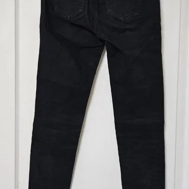 [BUNJANG] Guess Black Skinny Jeans (Size 24) / 게스 블랙 스키니진 24