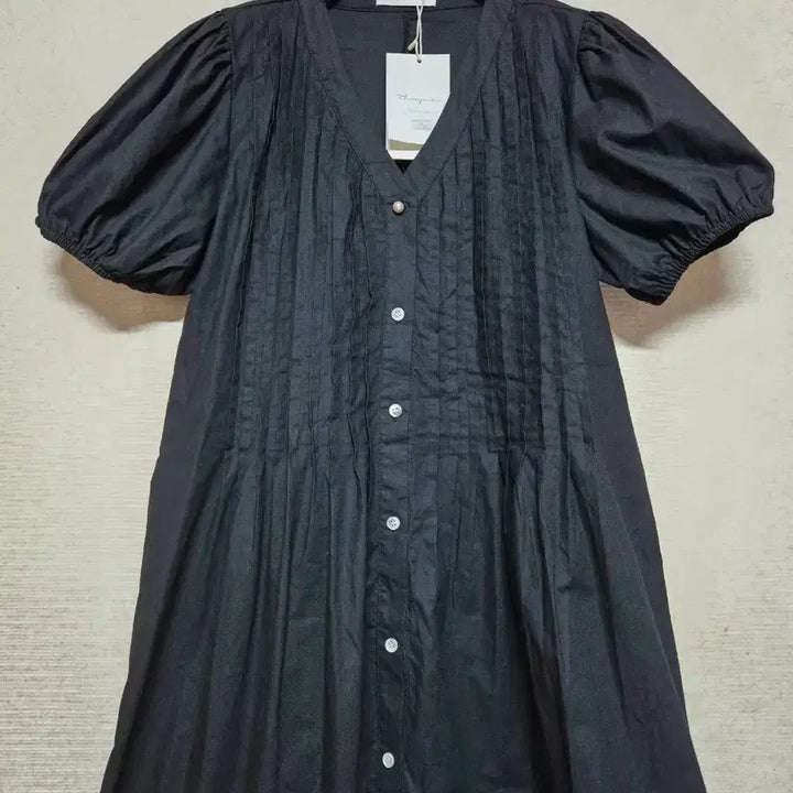[SOLD OUT] (새상품) 면100 핀턱 브이넥 퍼프 원피스