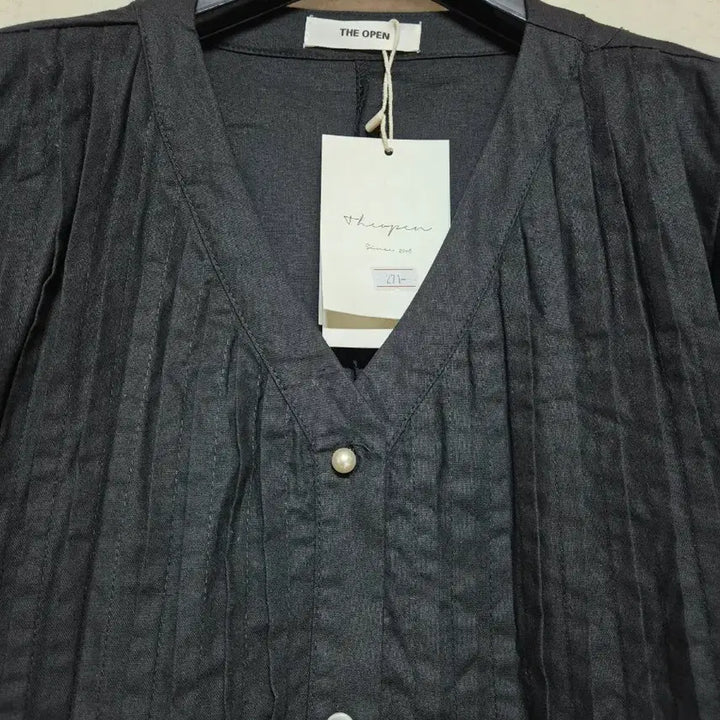 [SOLD OUT] (새상품) 면100 핀턱 브이넥 퍼프 원피스