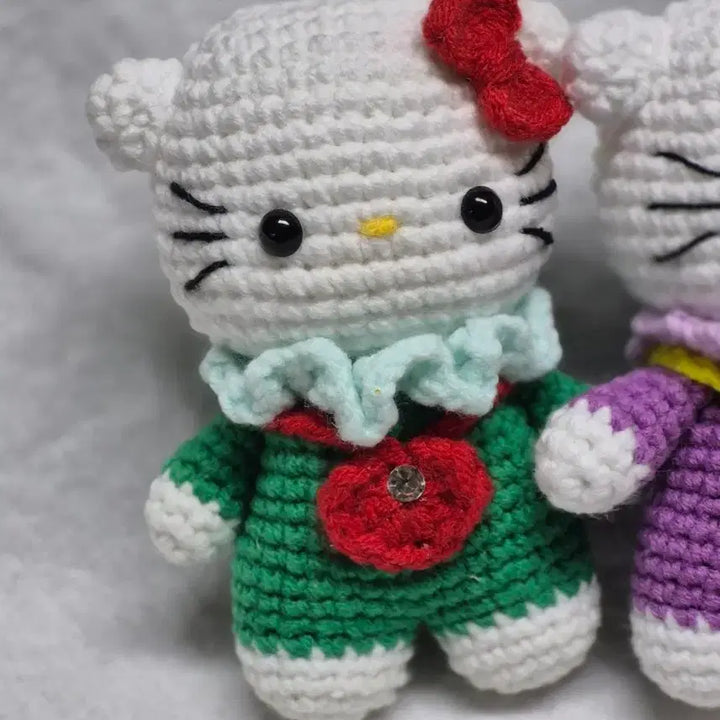 [BUNJANG] Handmade Crochet Kitty Keychain / 귀염뽀짝 핸드메이드 뜨개 키티 키링