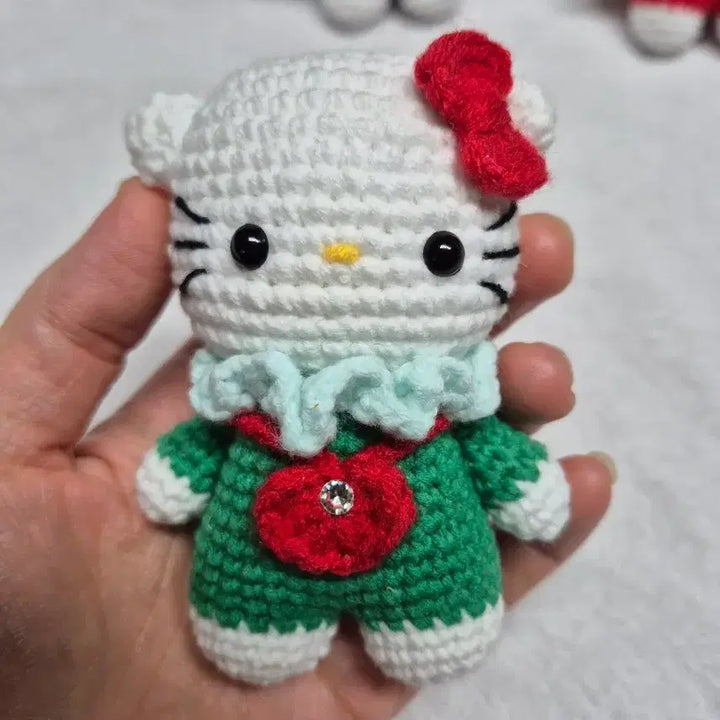 [BUNJANG] Handmade Crochet Kitty Keychain / 귀염뽀짝 핸드메이드 뜨개 키티 키링