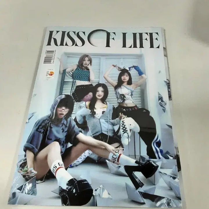 [BUNJANG] KISS OF LIFE Album (Sealed) / 키스오브라이프 KISS OF LIFE 앨범