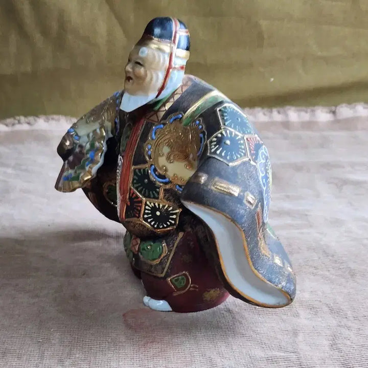 [SOLD OUT] 일본에서온 금채 양각문양 구곡 복부른 할아버지