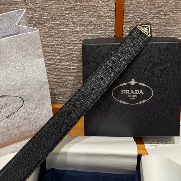 [BUNJANG] Prada Gold Buckle Belt / 프라다 벨트 풀박스 금장 블랙 소가죽