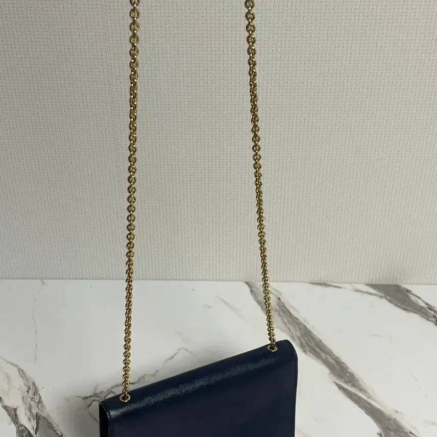 [BUNJANG] Ferragamo Ginny Mini Chain Crossbody Bag / 페라가모 지니백 미니 체인 스크로스백