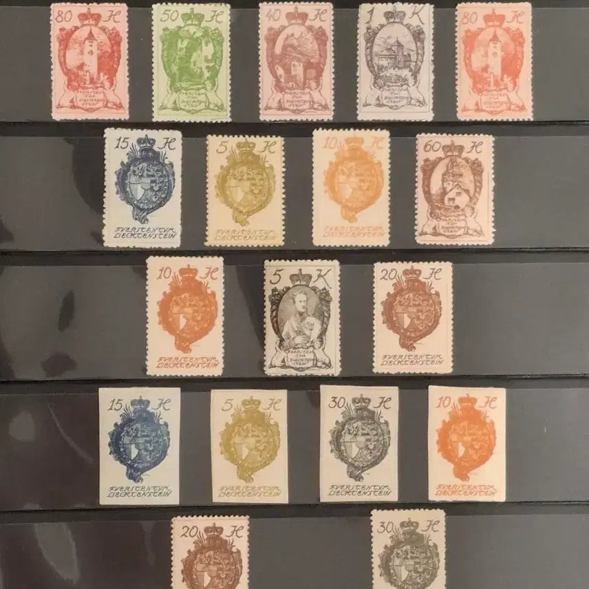 [BUNJANG] Liechtenstein Coat of Arms Stamps 18-Piece Bundle Set / (3관/A24) 1920년 리텐슈타인 국가문장 우표일괄18종(L1)저렴