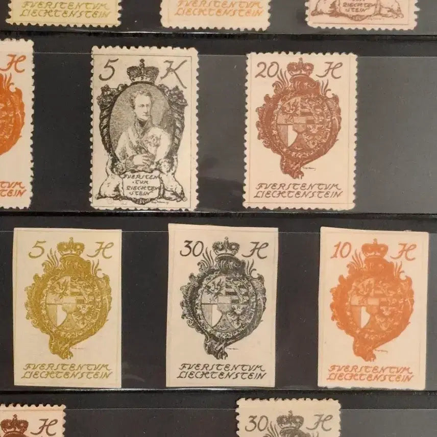 [BUNJANG] Liechtenstein Coat of Arms Stamps 18-Piece Bundle Set / (3관/A24) 1920년 리텐슈타인 국가문장 우표일괄18종(L1)저렴