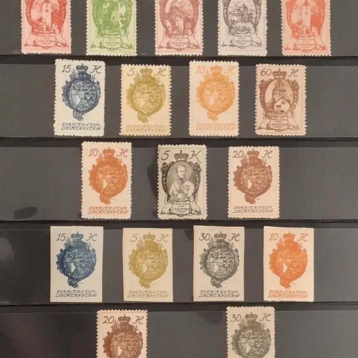 [BUNJANG] Liechtenstein Coat of Arms Stamps 18-Piece Bundle Set / (3관/A24) 1920년 리텐슈타인 국가문장 우표일괄18종(L1)저렴