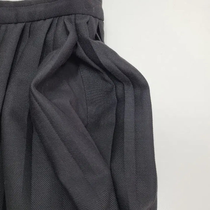 [BUNJANG] COS Wool Blend Pleated Mini Skirt - Women&