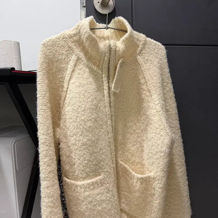 [BUNJANG] OURS Poggie Jacket Butter Color / OURS 아우어스 뽀글이 자켓 버터색상
