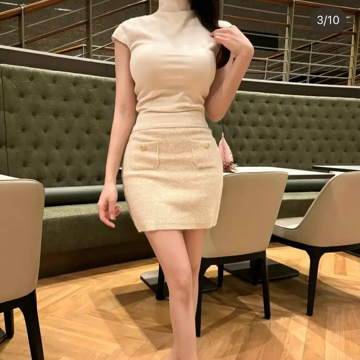 [BUNJANG] Beige Mini Skirt and Top Set / 베이지 미니 스커트+티세트
