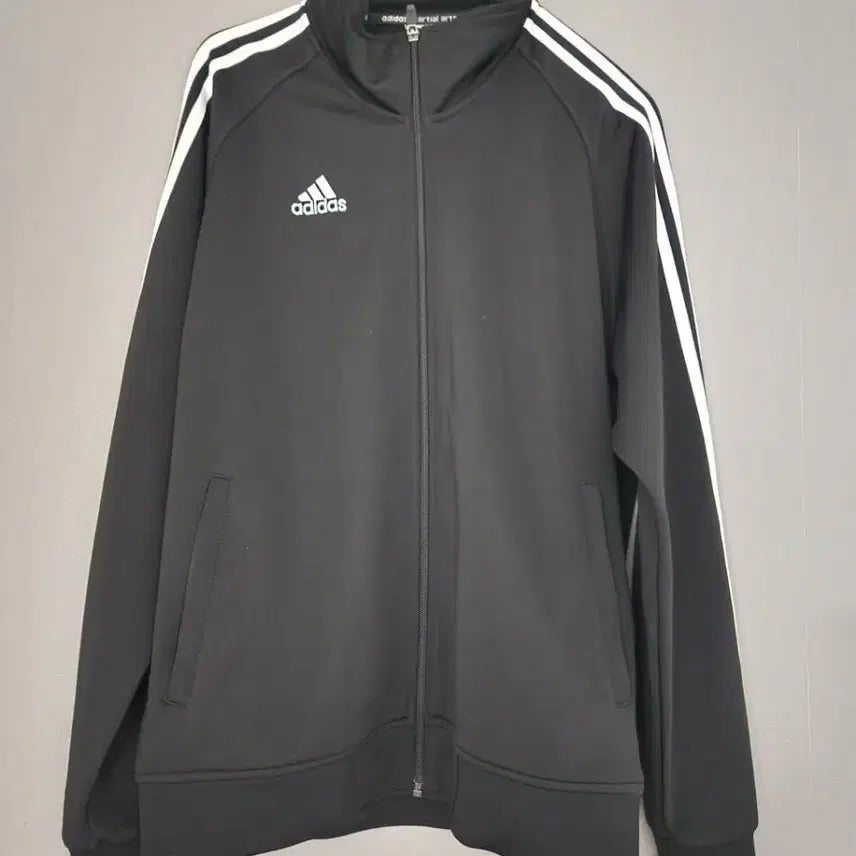 [BUNJANG] Adidas Tri-Stripe Black Training Zip-up Jacket / 아디다스 삼선 블랙 트레이닝 집업블랙 100