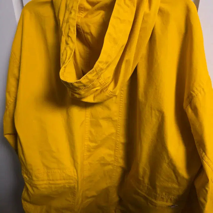 [BUNJANG] Supreme Yellow Anorak Hoodie M Size / 슈프림 옐로우 아노락 후드티 m사이즈