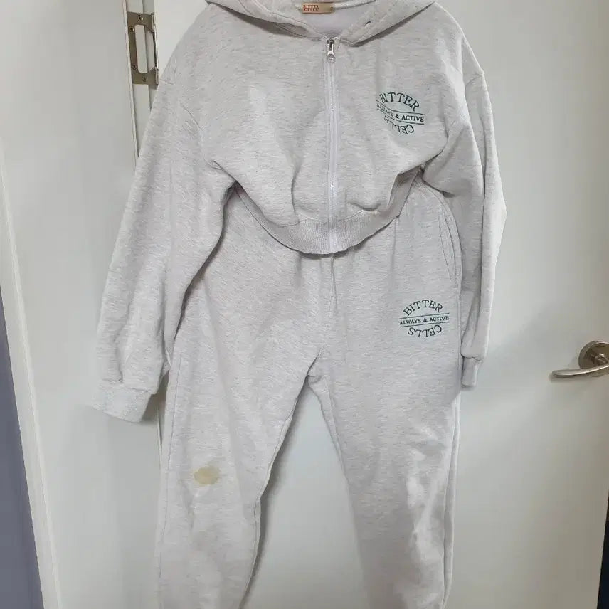 [BUNJANG] Bitter Cells Fleece Hoodie Zip-up Set Training Set 55 / Bitter Cells 비터셀즈 기모 코롭 후드 집업 세트 트레이닝 셋업