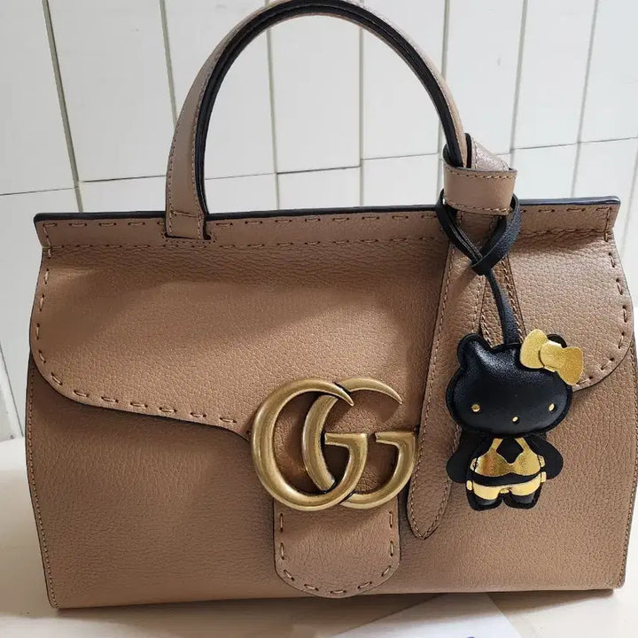 [BUNJANG] Hello Kitty Tote Bag Set / 헬로키티 가방 / 토트백2개 + 파우치1개*키링2개  총5종