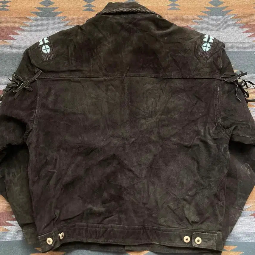 [BUNJANG] Vintage Indian Tassel &amp; Embroidery Black Suede Jacket / 빈티지 인디언 태슬 &amp; 자수 블랙 스웨이드 자켓