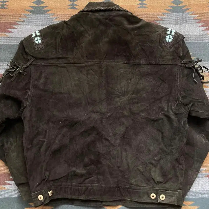 [BUNJANG] Vintage Indian Tassel &amp; Embroidery Black Suede Jacket / 빈티지 인디언 태슬 &amp; 자수 블랙 스웨이드 자켓
