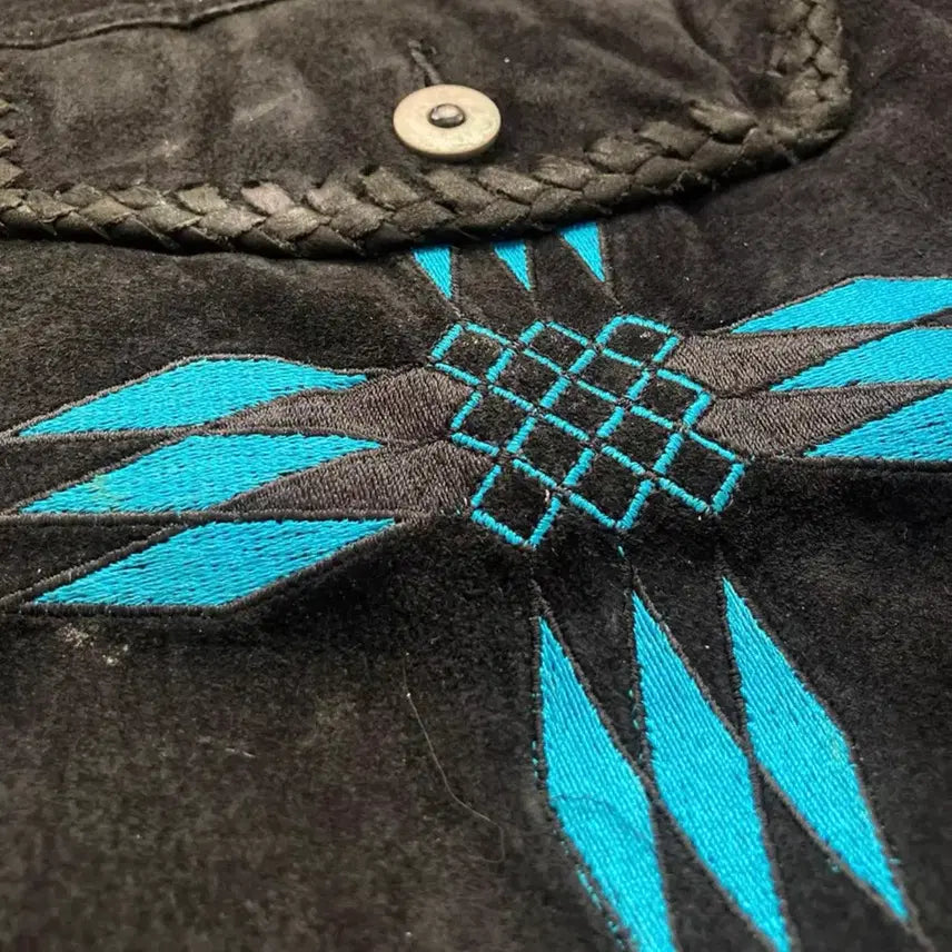 [BUNJANG] Vintage Indian Tassel &amp; Embroidery Black Suede Jacket / 빈티지 인디언 태슬 &amp; 자수 블랙 스웨이드 자켓