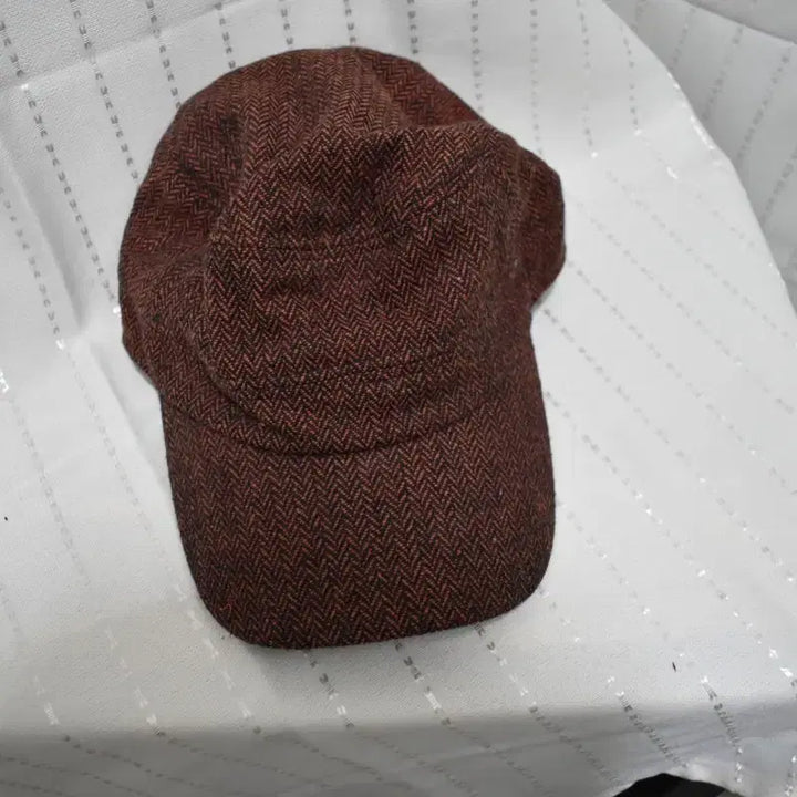 [BUNJANG] Louis Castel Hat 58cm / 루이까스텔 모자 58cm